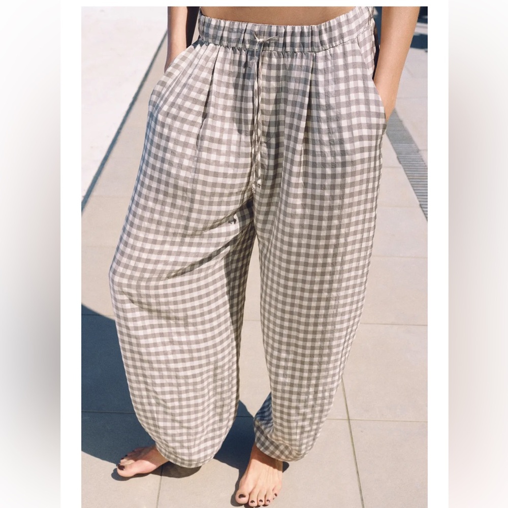 Zara Flowy Gingham Plaid Pants in Taupe & Cream